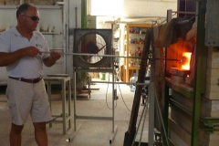 on chauffe le verre dans le four