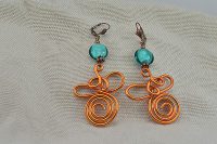 Boucles d'oreilles fil en alu orange 2 - Collection Gozo