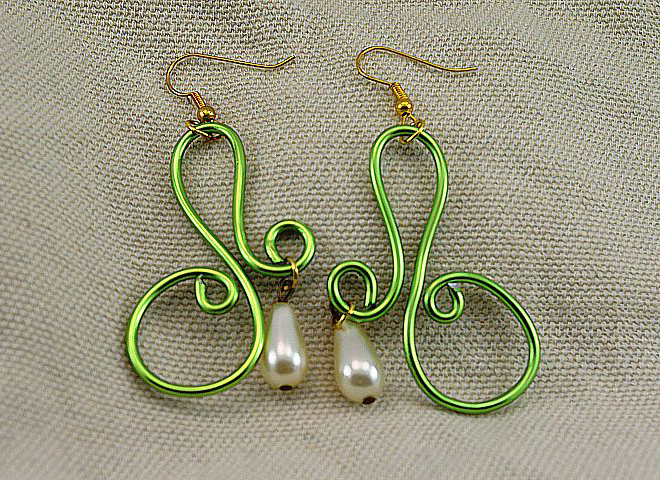 Boucles d'oreille newsletter 18