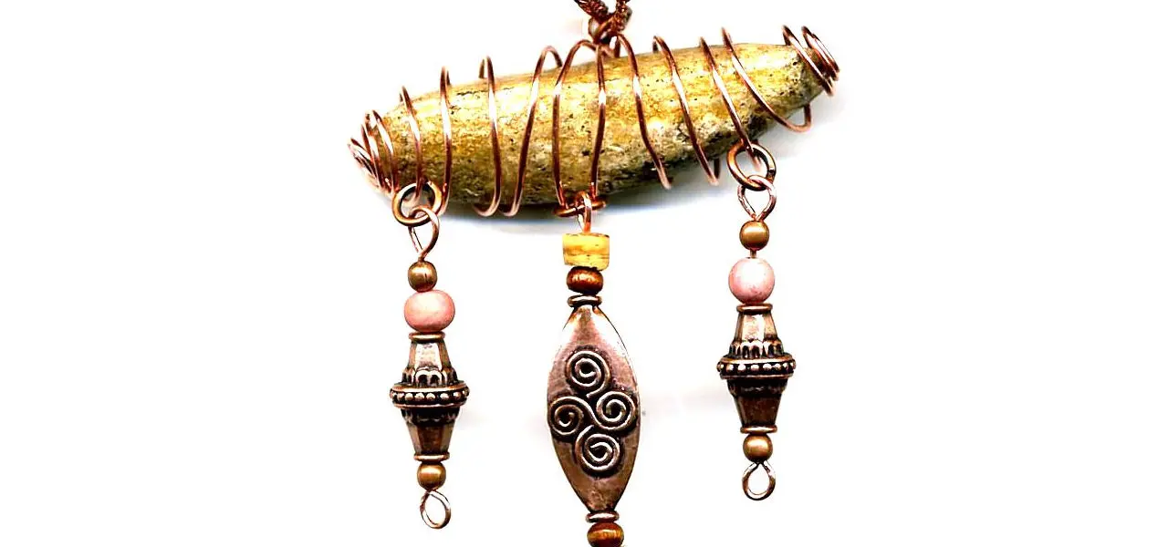 Pendentif pierre et métal - Collection Sydney