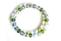 bracelet en perles transparentes vert-bleu